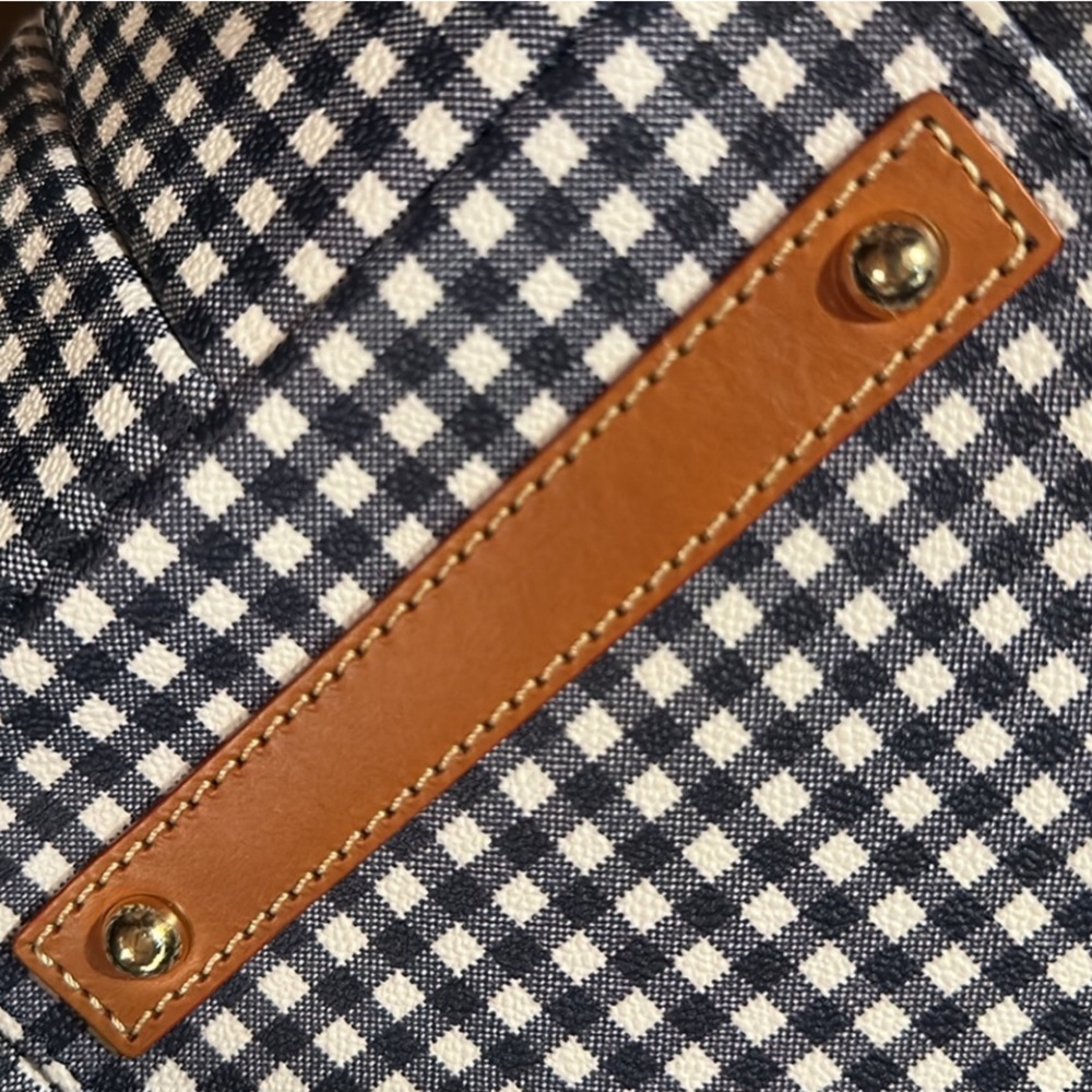 NWT Dooney & Bourke Retired LTD Tote - Picture 5 of 9